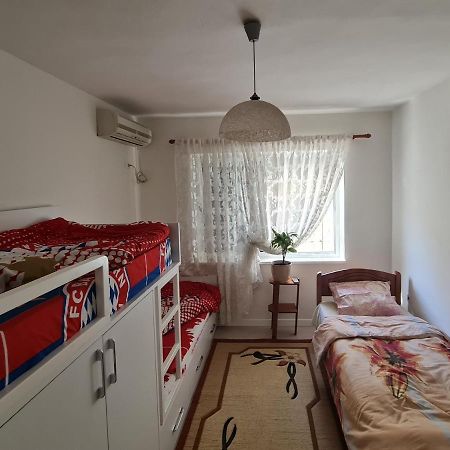 Saloon Apartment Tirana Zewnętrze zdjęcie